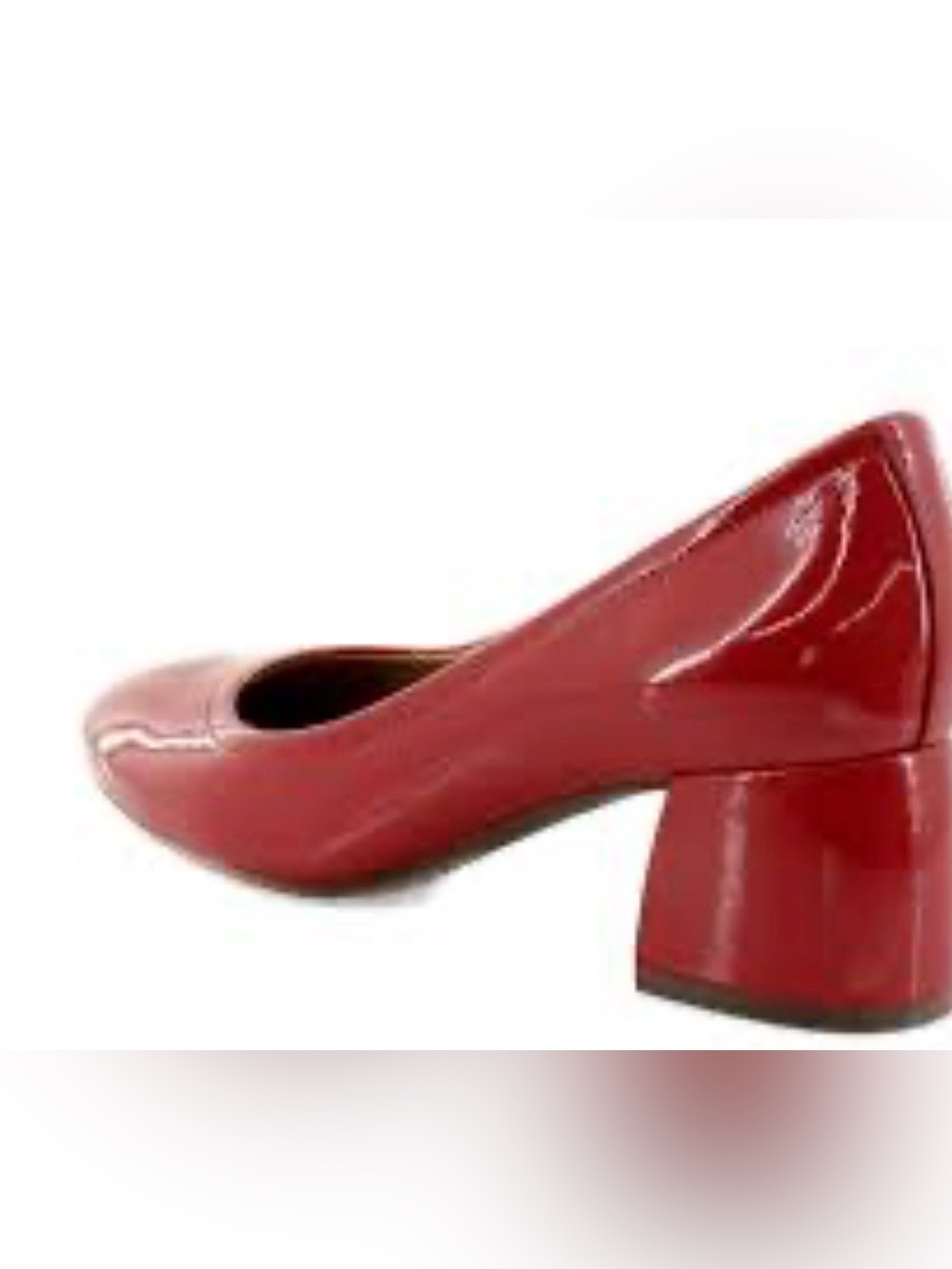 New in box - Vionic Women’s Red Patent Round-Toe Pump size 6.5